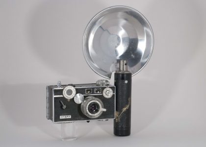 Argus C3 with flash, 1939-1966.