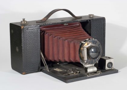 Kodak 3A, 1909-1915. Open, bellows extended, angled to right.