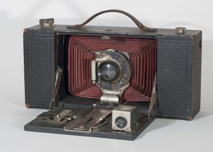 Kodak 3A, 1909-1915. Open, bellows not extended.