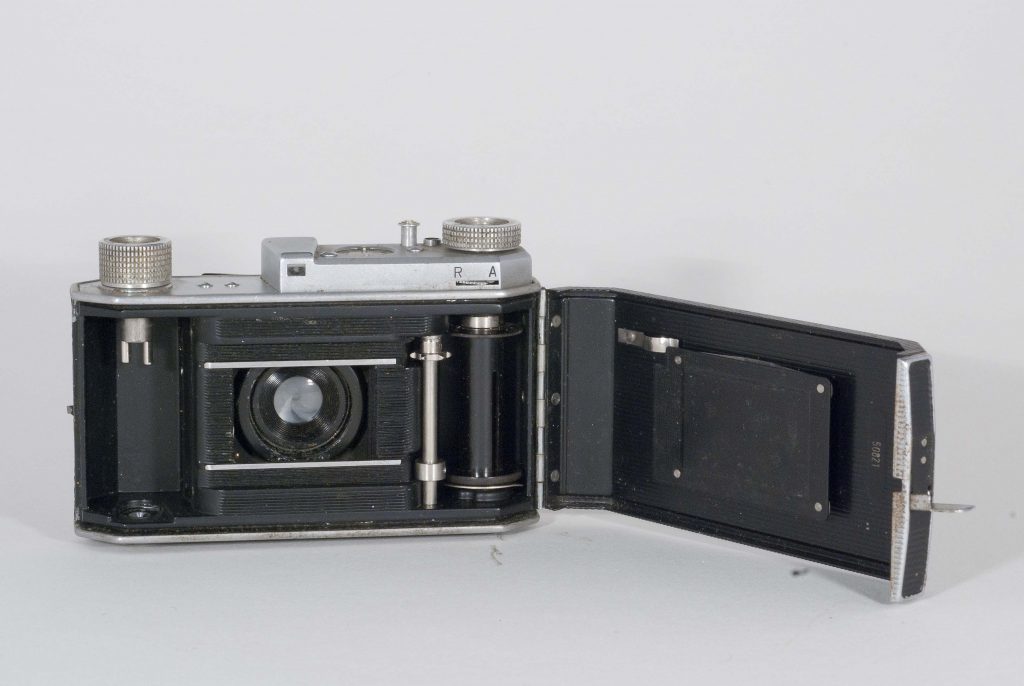 Kodak Retina I Type 010, 1945-1949. Open back.