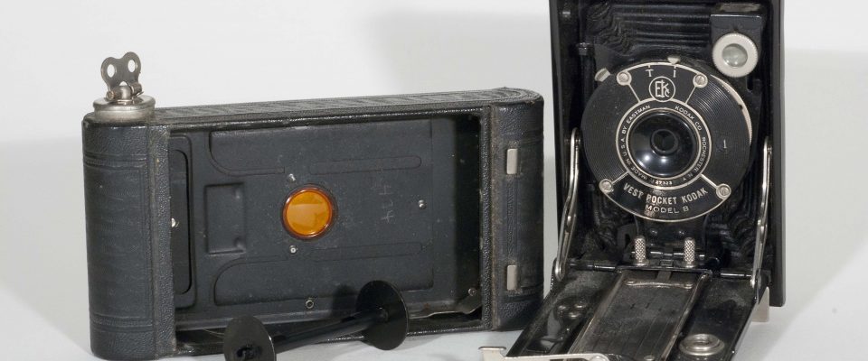 Kodak Vest Pocket Model B, 1925-1934. Disassembled.