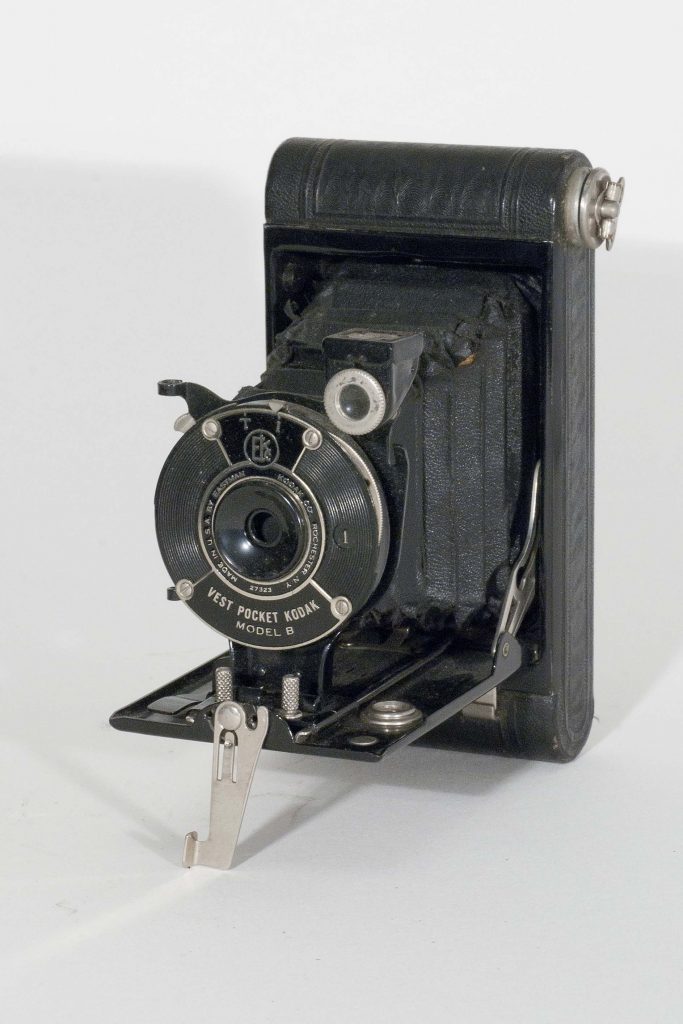 Kodak Vest Pocket Model B, 1925-1934. Vertical, open, front view, angled to left.