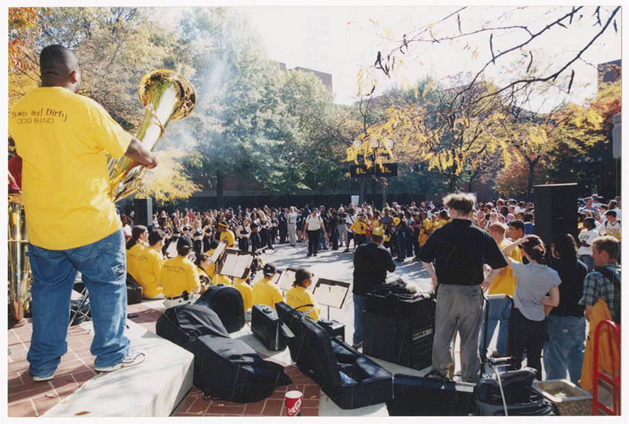 Down and Dirty Dawg Band play at a spirit rally in the UC Plaza, October 24, 2001.